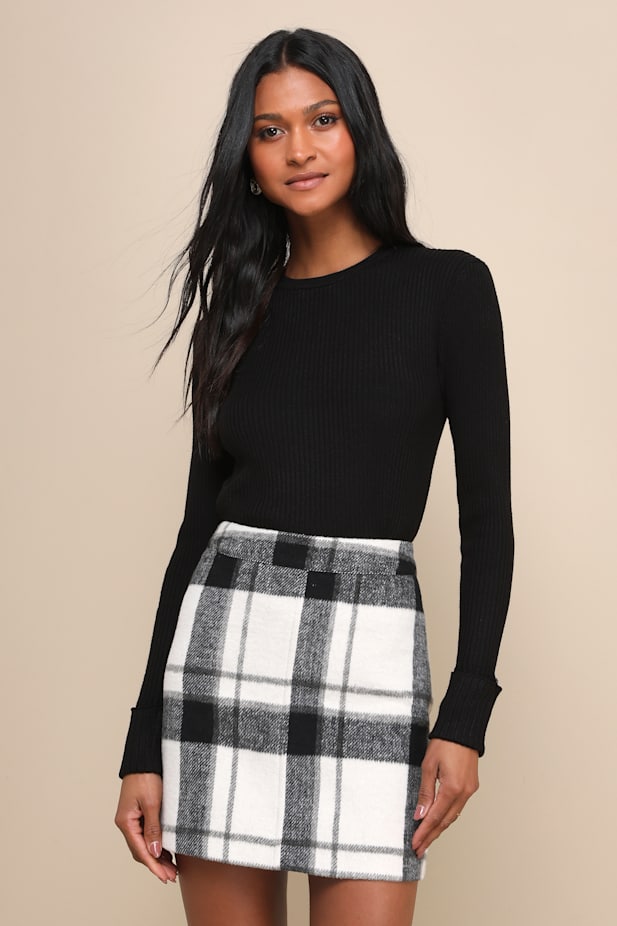 Karlee Black Ribbed Knit Long Sleeve Sweater Top