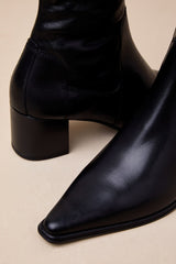 Giselle Black Leather Pointed-Toe Knee-High Boots