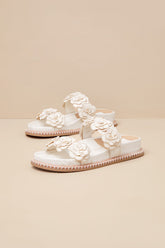 Sherla White Raffia Floral Applique Slide Sandals