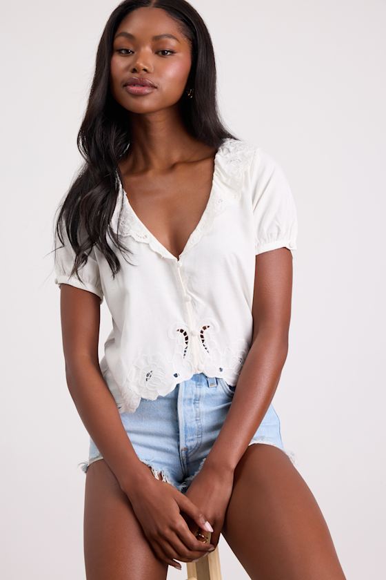 Briallen Ivory Embroidered Short Sleeve Top
